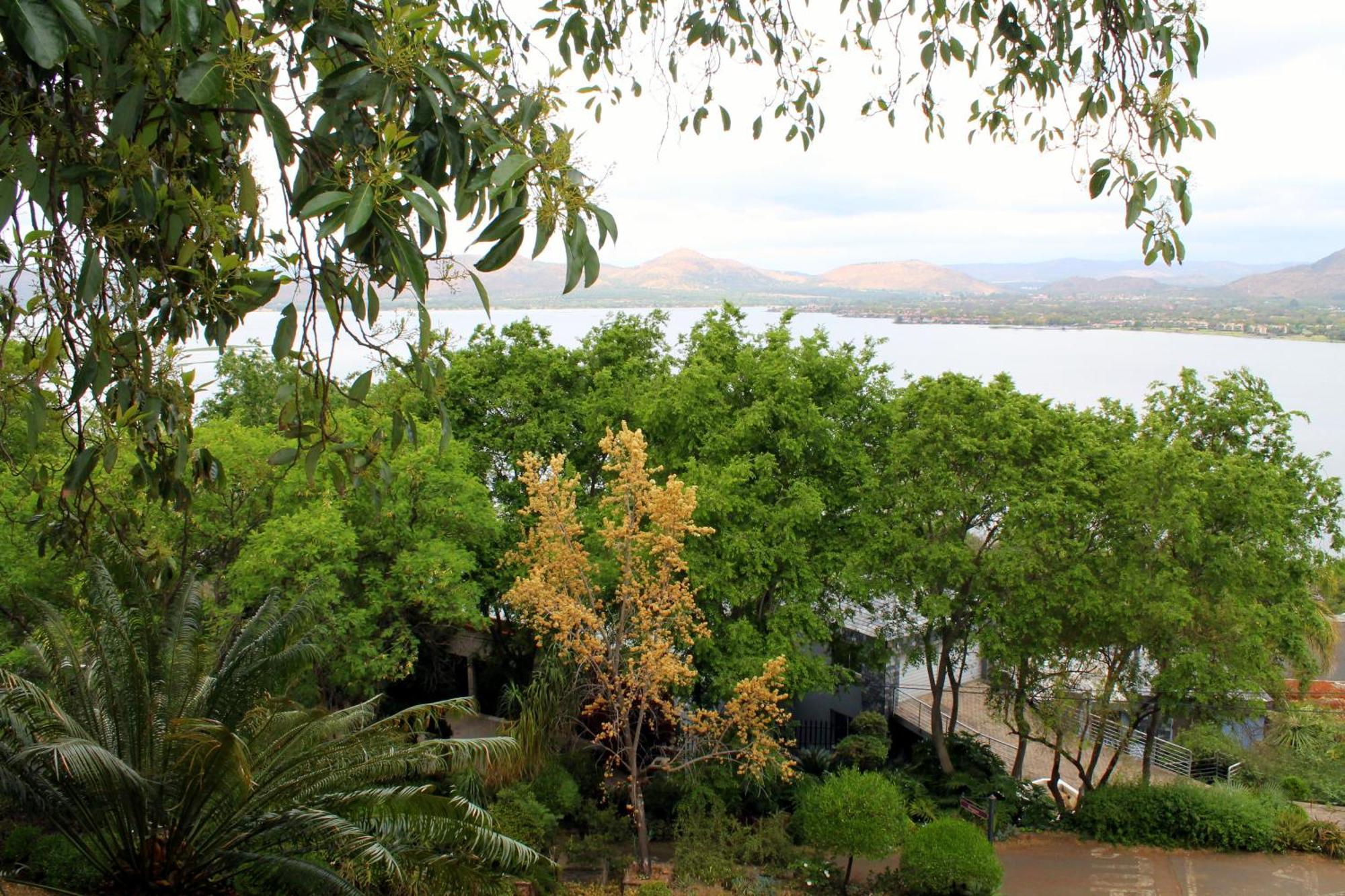 Hartbeespoortdam Lodge Екстер'єр фото